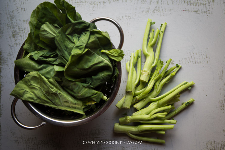 Stir-fried Gai Lan with Pork (How To Make in 4 Simple Steps)