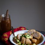 Pempek Ayam dan Saus Cuko (Savory Chicken Cakes with Sauce)