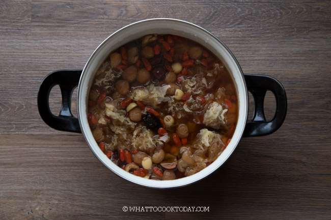 Snow Fungus Dessert Soup (Tong Sui)