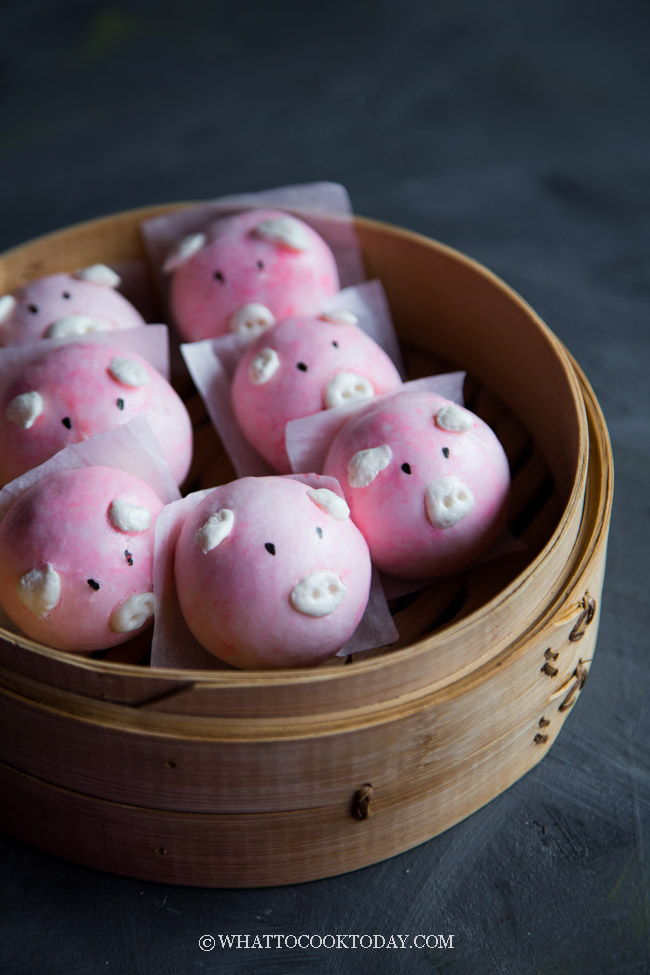 Longevity Peach Steamed Buns (Shòutáo Bao - 寿桃包)