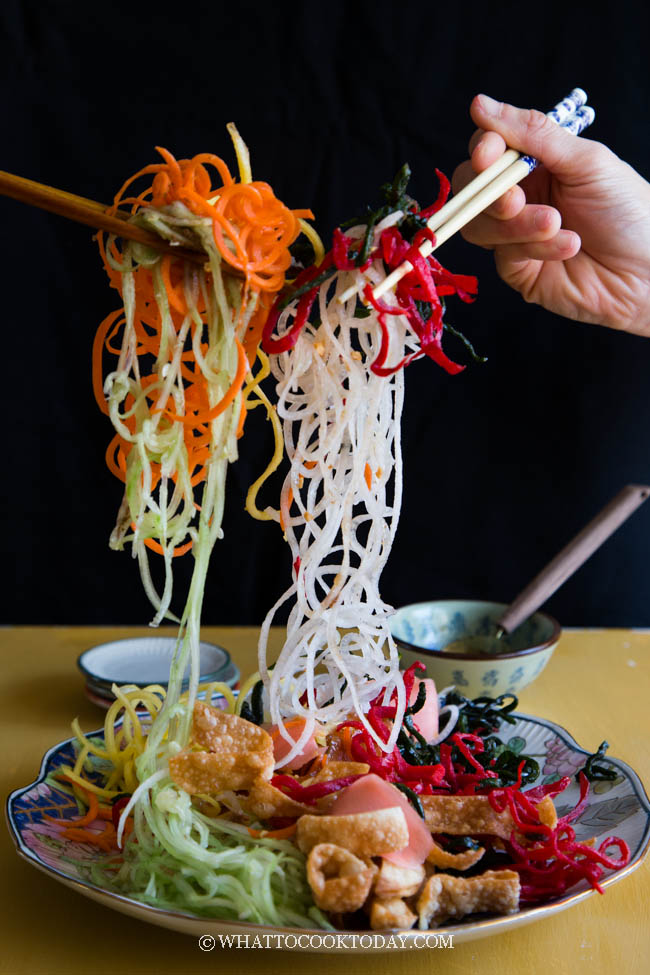 How To Prepare Yu Sheng / Yee Sang /Prosperity Toss Salad