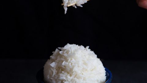 https://whattocooktoday.com/wp-content/uploads/2019/04/how-to-cook-jasmine-rice-2-480x270.jpg