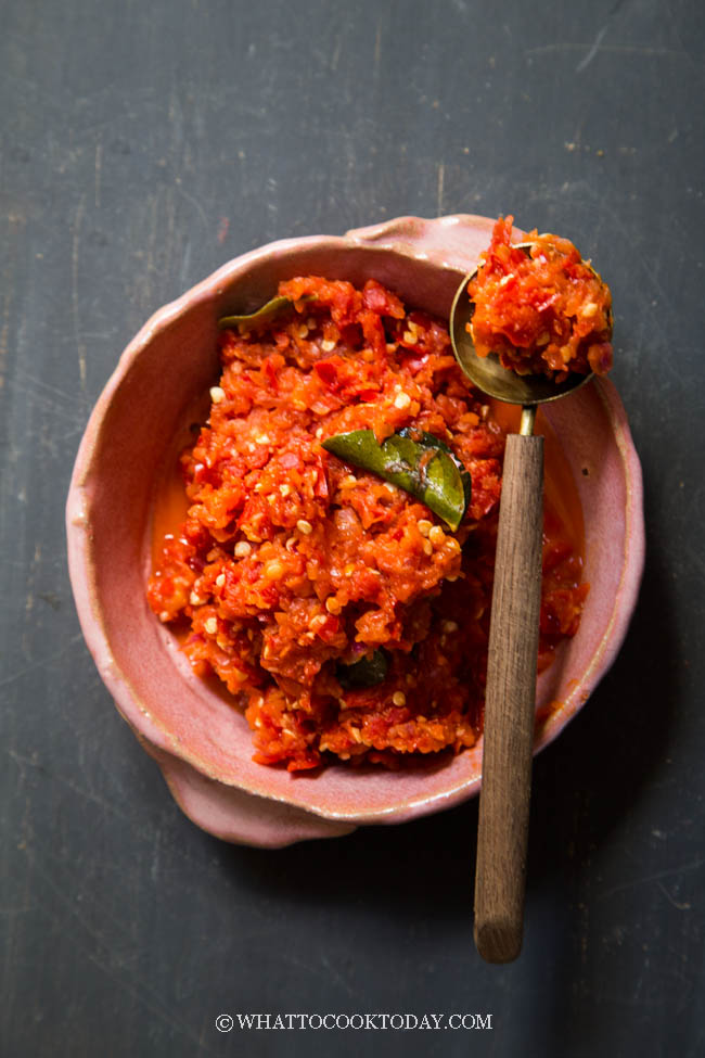 Easy Sambal Balado (Indonesian Sambal Chili Sauce)