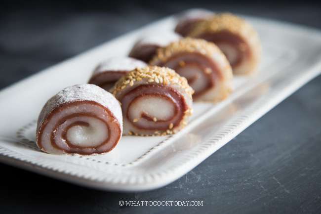 Mochi Gulung (Steamed Mochi Rolls with Red Bean Paste)
