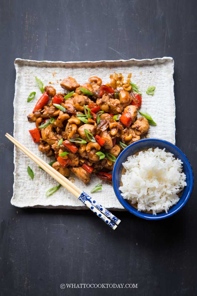 Tumis Ayam Kacang Mede (Cashew Chicken Stir-Fry)