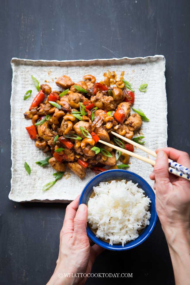 Tumis Ayam Kacang Mede (Cashew Chicken Stir-Fry)