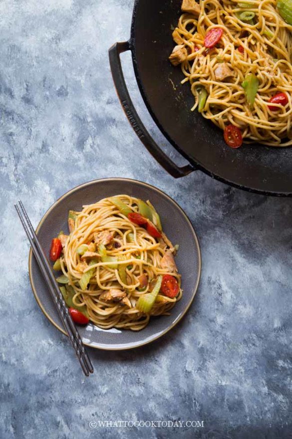 Super Easy Spicy Tom Yum Noodle Stir Fry