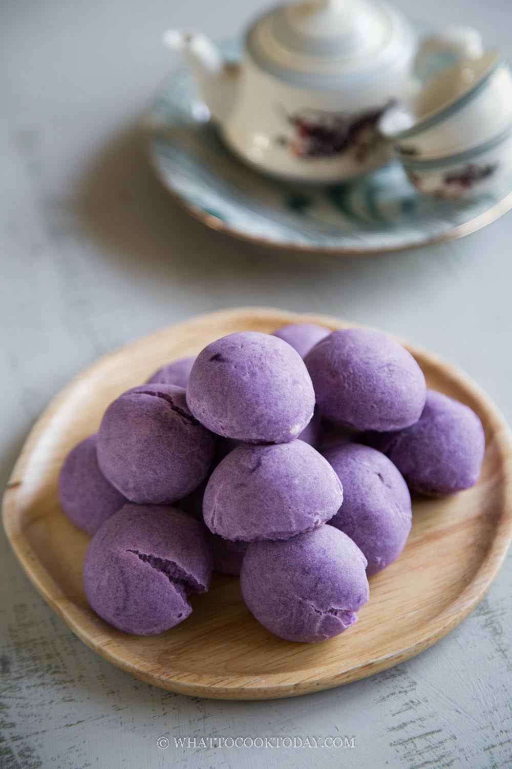 Easy No-Yeast Purple Sweet Potato Mochi Bread (Eggless)