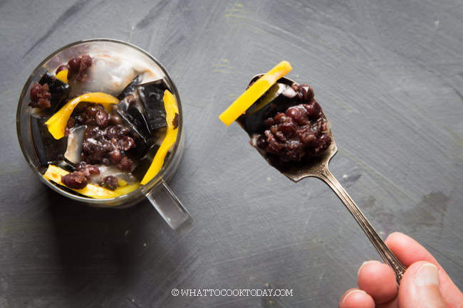 Grass Jelly Dessert/Drink (Cincau)