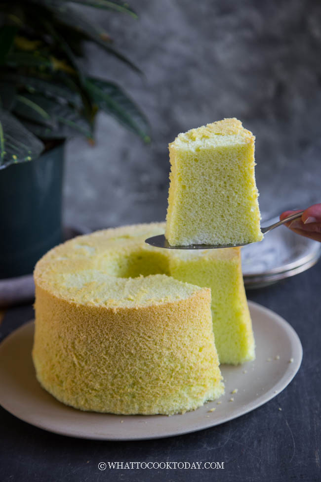 Chiffon Cake (Almond) - ZoëBakes