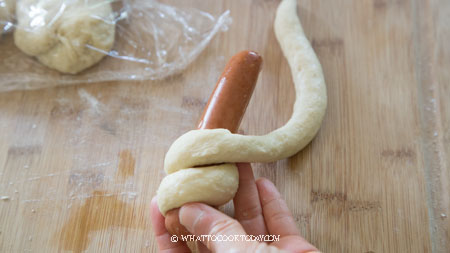 tangzhong hot dog buns 9