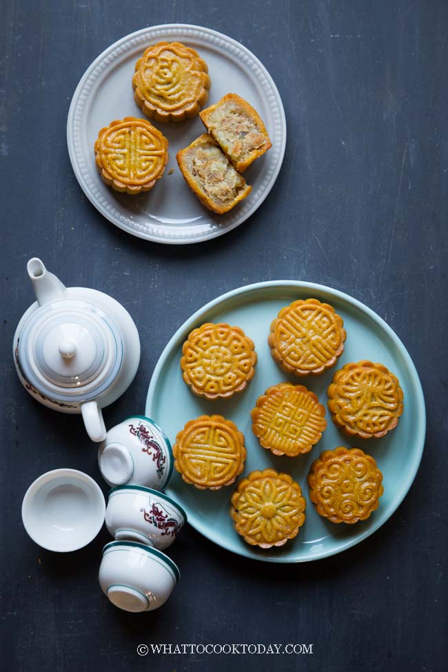 Easy Traditional Baked Mooncakes / Yue Bing (Assorted Fillings)