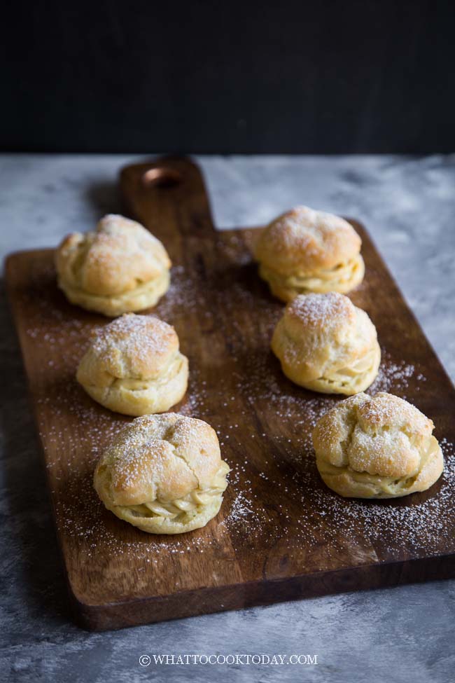 pufuri ușoare de cremă duriană (patiserie Choux)