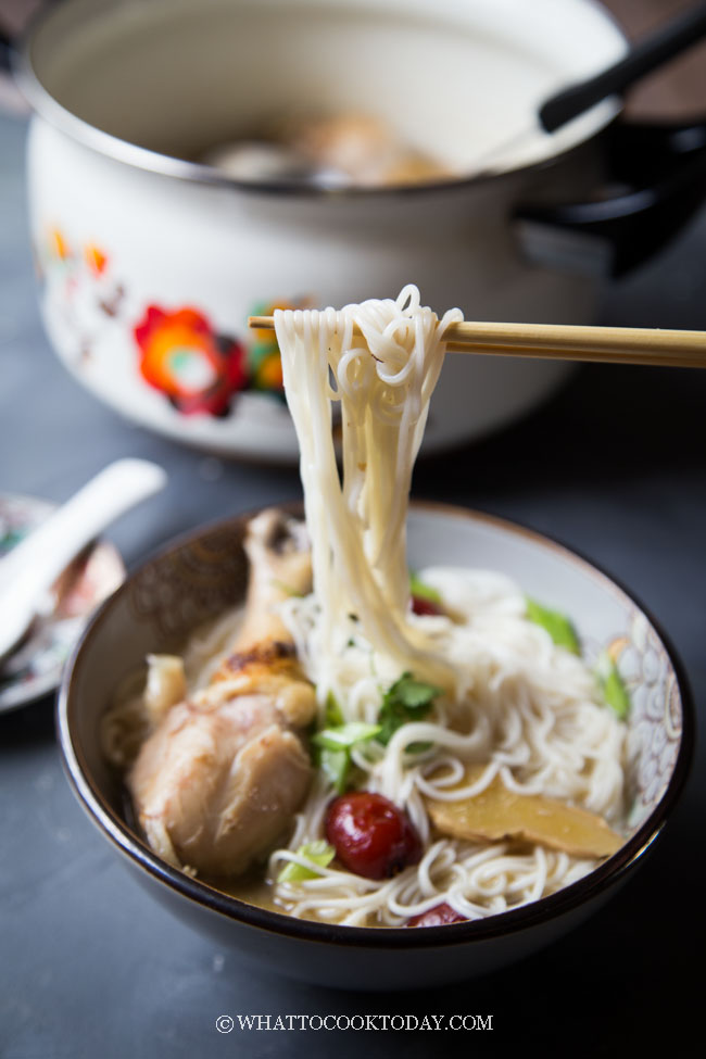 Easy Taiwanese Sesame Wine Chicken Mee Sua