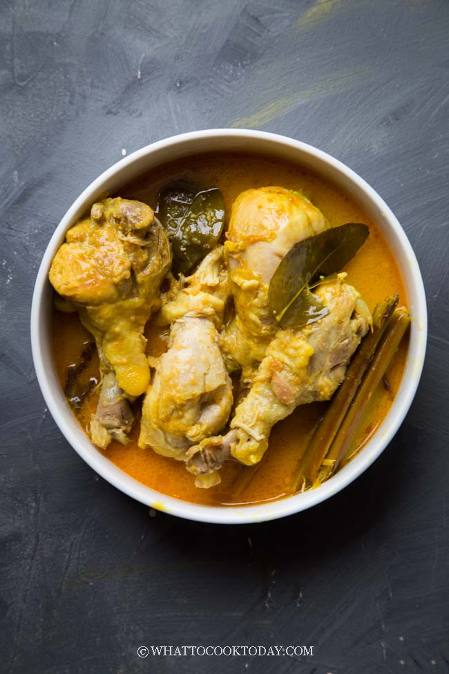 How To Cook Gulai Ayam Padang (Padang Curry Chicken)