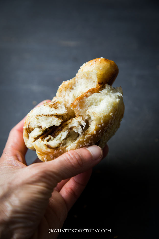 Soft Tangzhong Red Bean Paste Swirl Buns