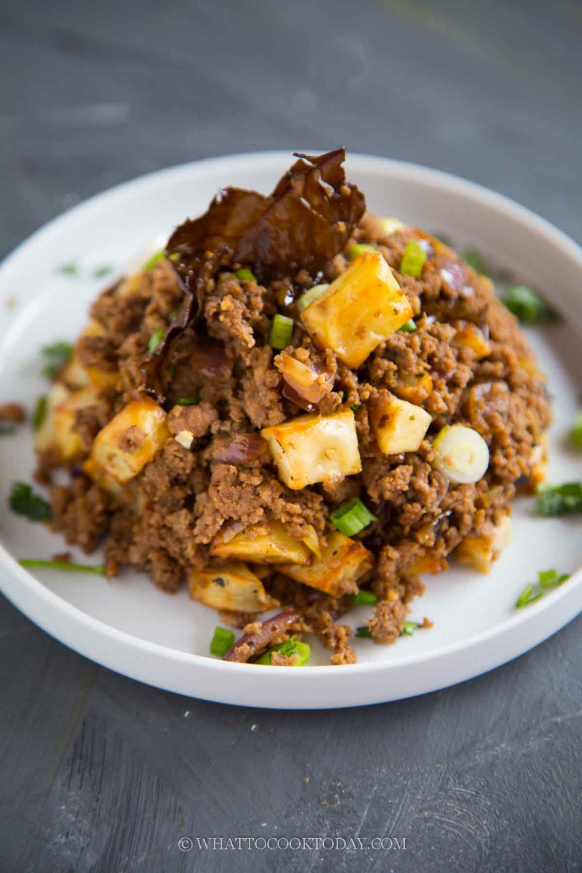 Easy Macanese Minchi/Minchee (Minced Meat Potato Hash)