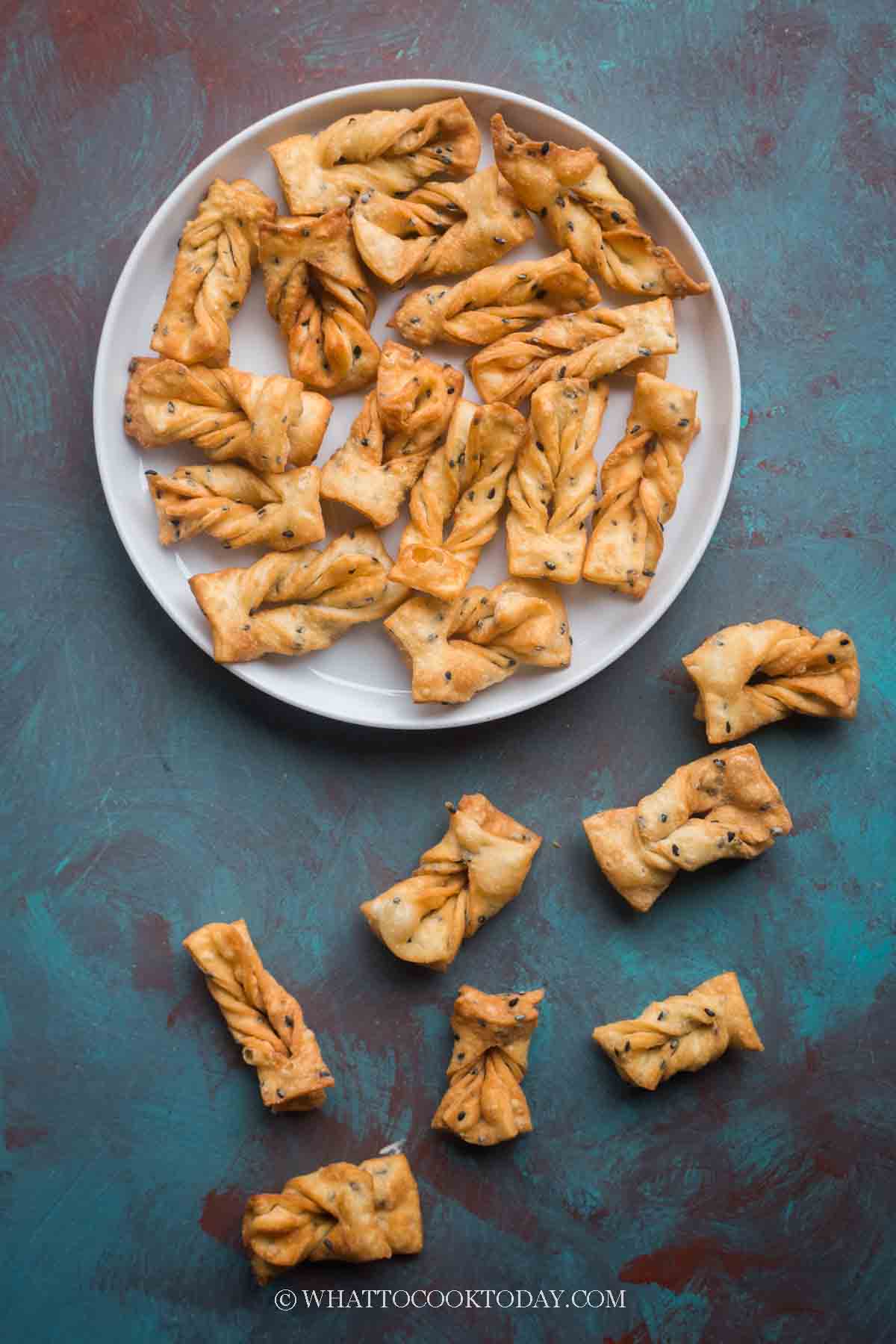 Crispy Sesame Ribbon Biscuits (Sesame Ribbon Cookies)