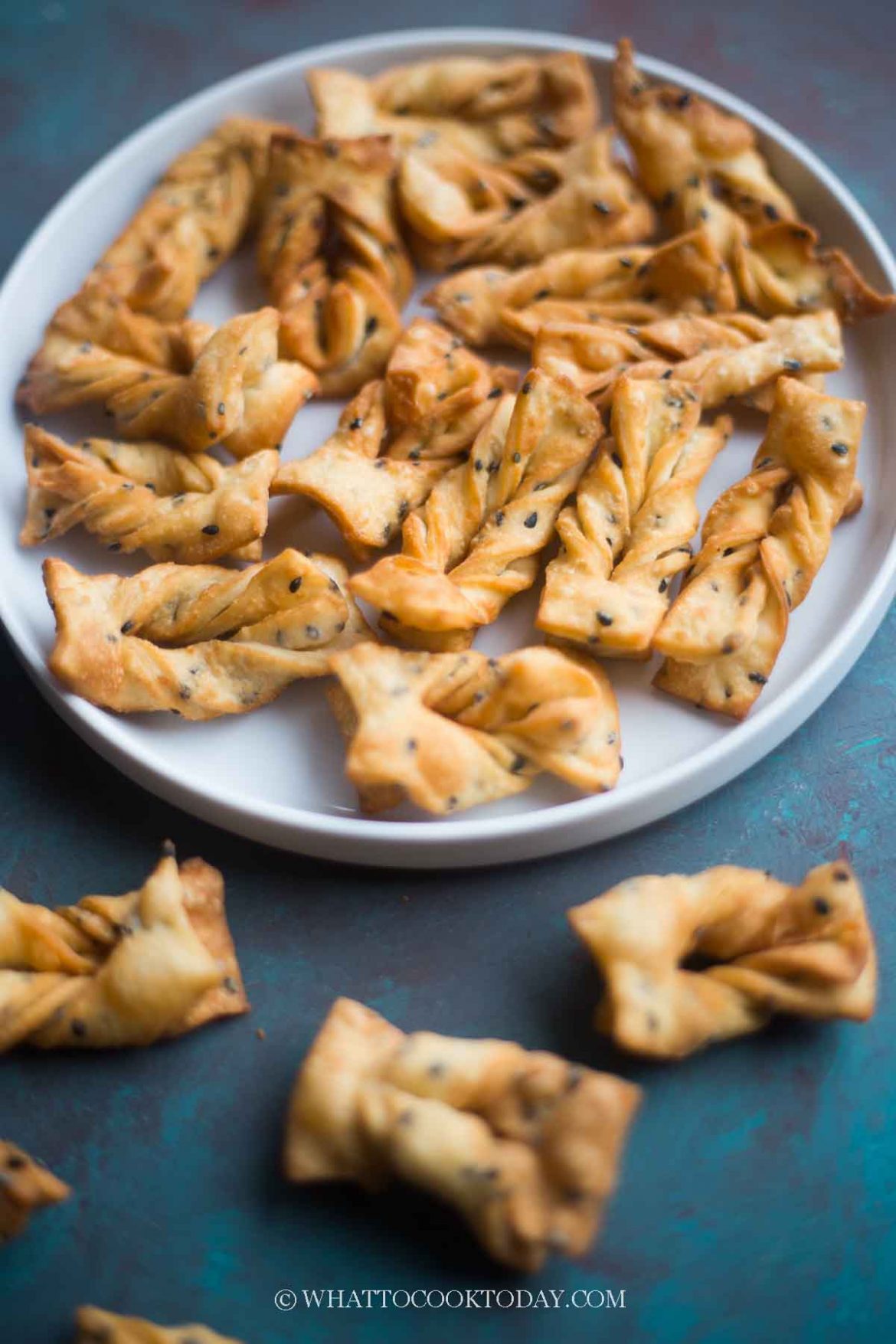 Crispy Sesame Ribbon Biscuits (Sesame Ribbon Cookies)