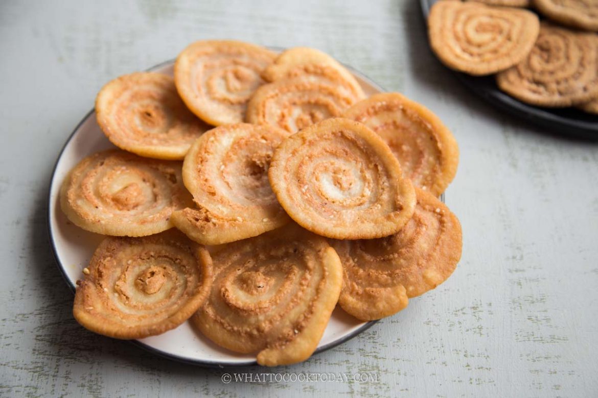 Chinese Cow's Ear Cookie/Biscuit