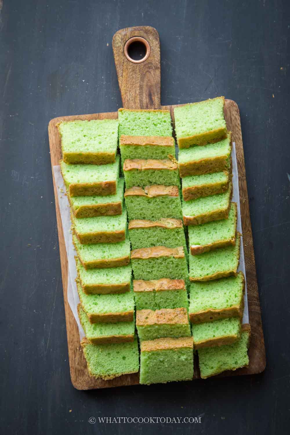 https://whattocooktoday.com/wp-content/uploads/2021/02/ng-sk-pandan-butter-cake-19.jpg