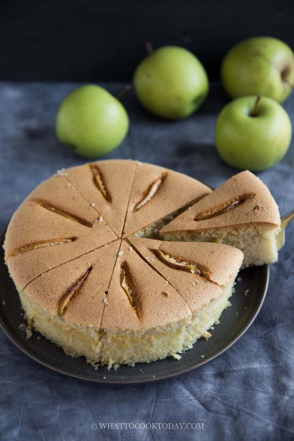 Soft and Fluffy GlutenFree Apple Chiffon/Sponge Cake Soft and Fluffy GlutenFree Apple Chiffon/Sponge Cake