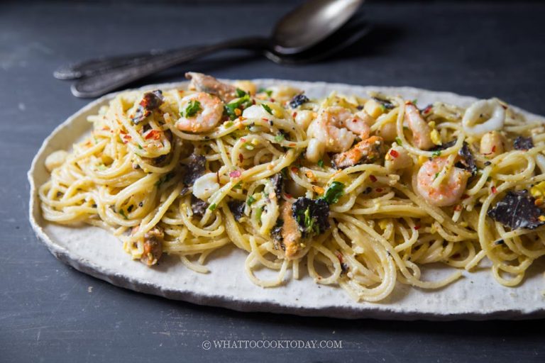 Salted Egg Yolk Seafood Pasta with Black Truffles