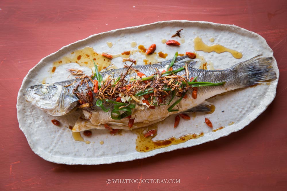 Easy Steamed Fish with Crispy Ginger