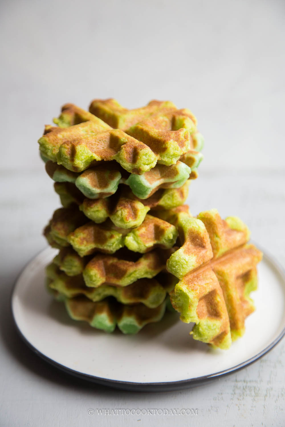 Easy Gluten-Free Eggless Mochi Waffles (Pandan Flavor)