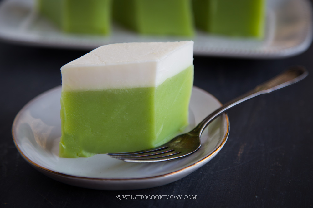 Kuih Kue Talam Pandan Steamed Coconut Pandan Cake