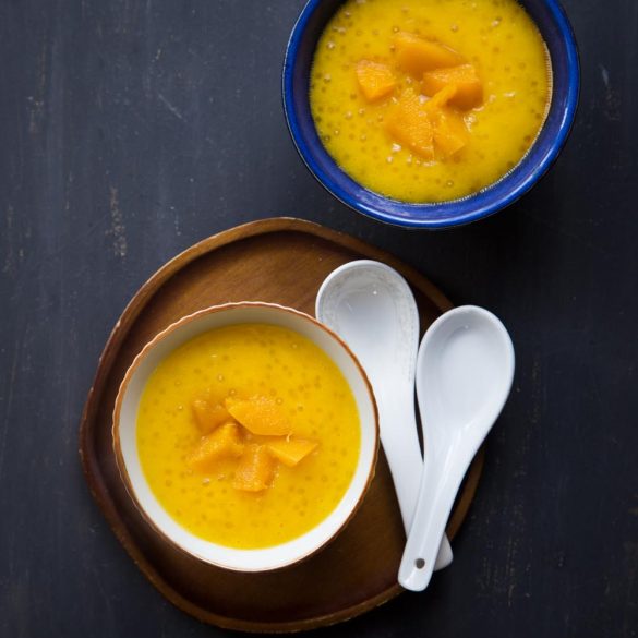 Peach Gum Tong Sui Dessert (Peach Gum Cheng Tng)