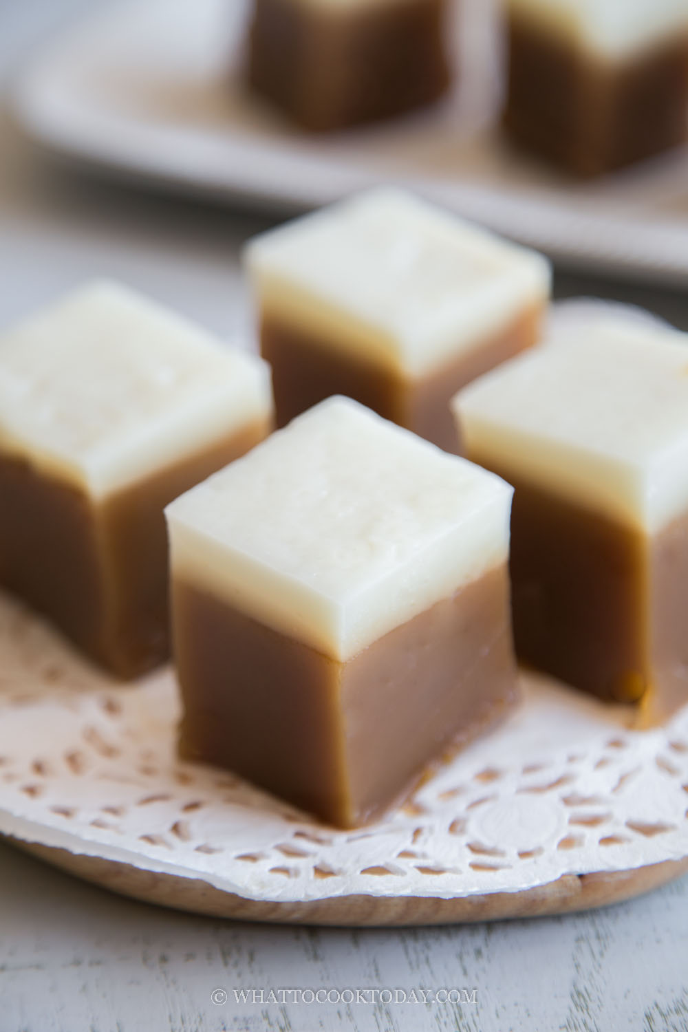 Kuih Talam Gula Merah/Gula Melaka (Steamed Palm Sugar Cake)