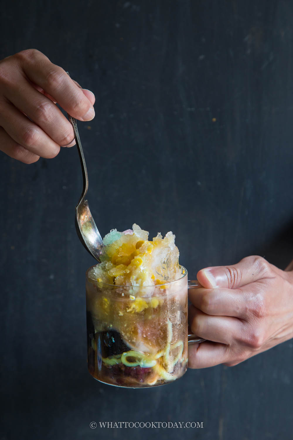 Refreshing Ice Kachang / Ais Kacang (Mixed Shaved Ice)