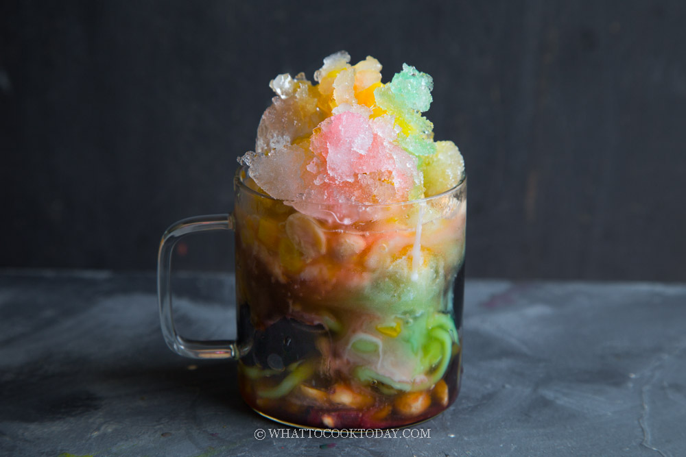 Refreshing Ice Kachang / Ais Kacang (Mixed Shaved Ice)