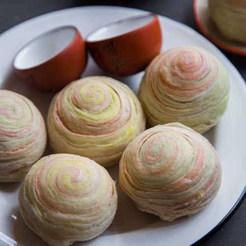 Teochew Rainbow Spiral Yam Mooncake