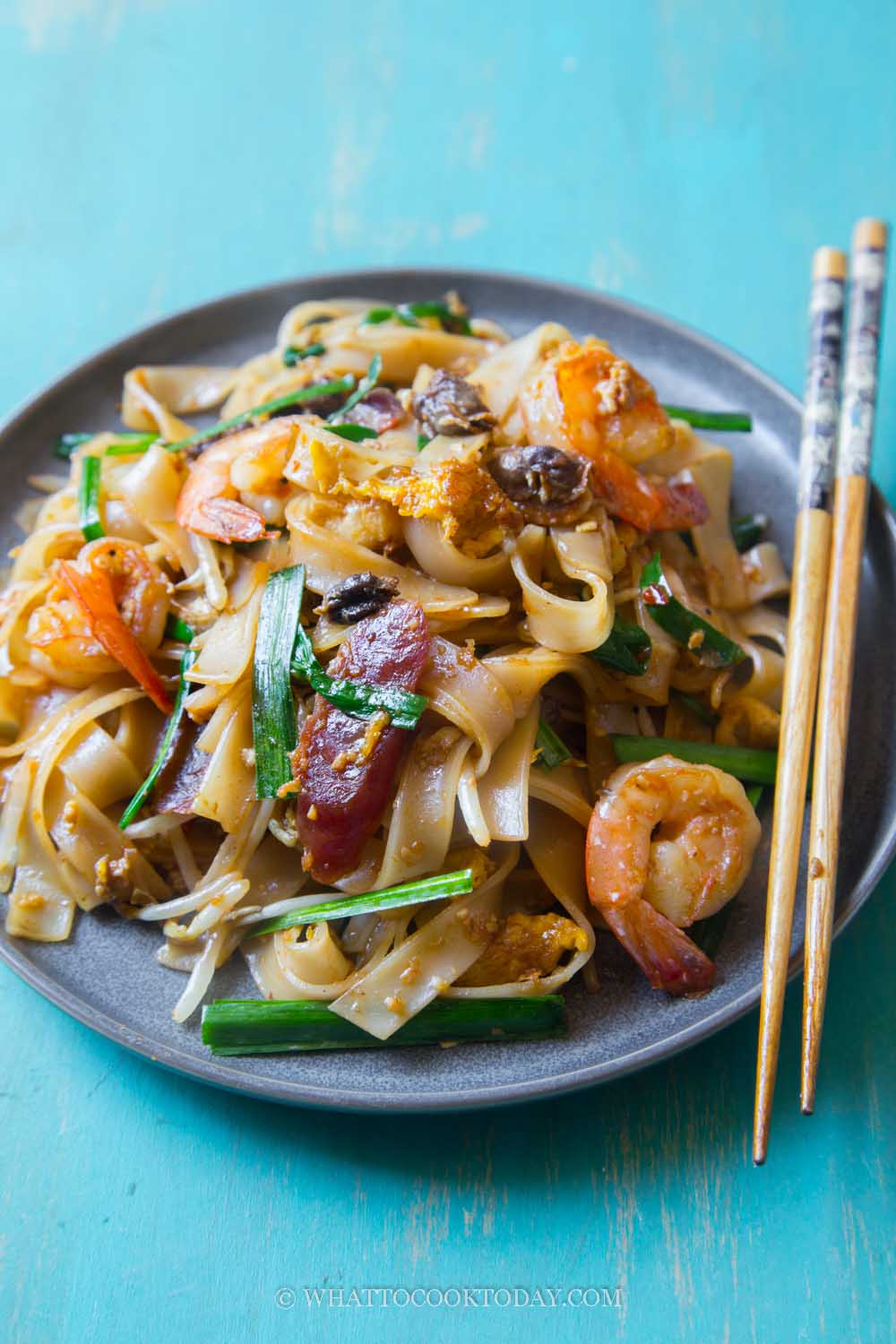 Easy Singapore Char Kway Teow (Healthier version - No Lard)