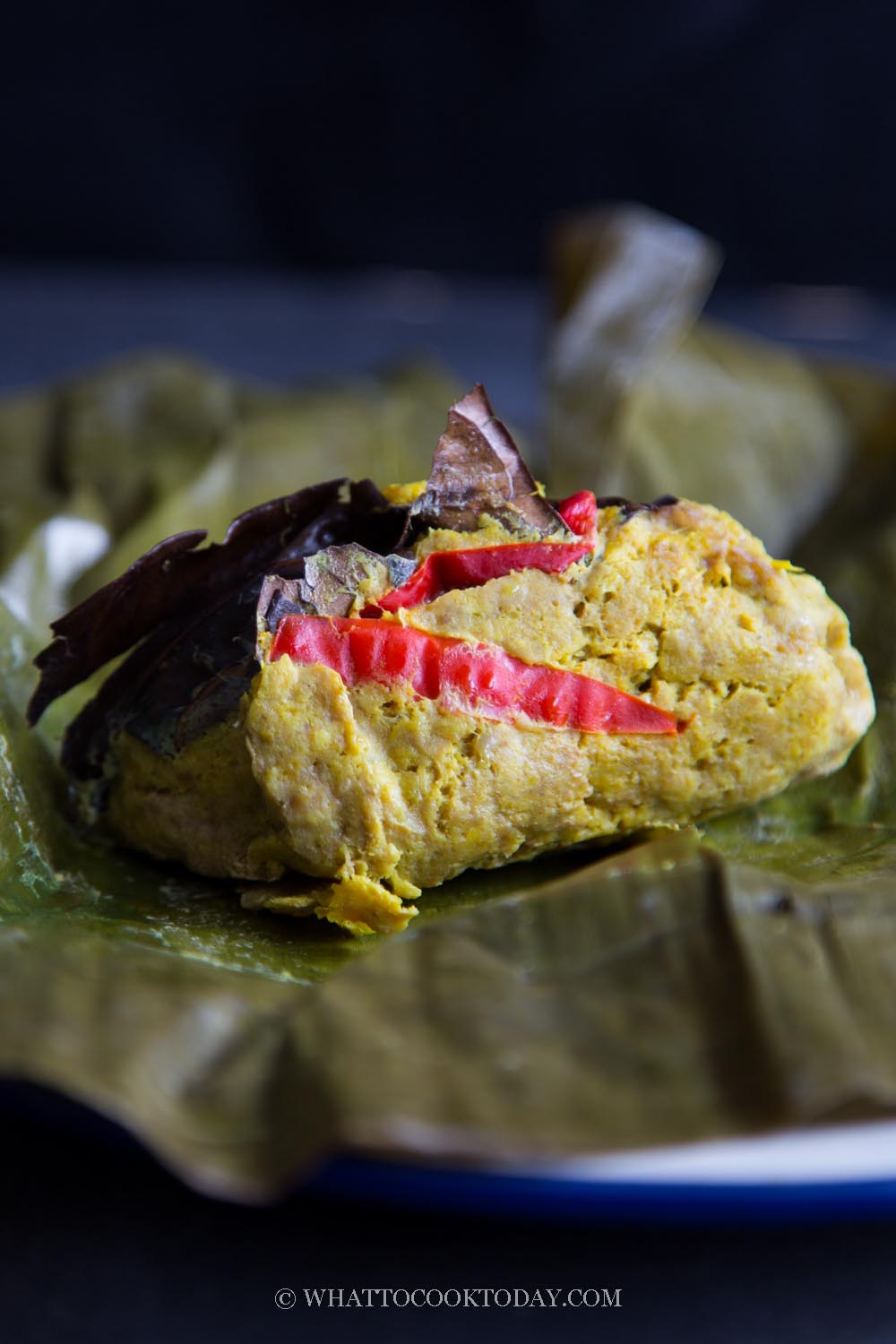 Tum Ayam Bali (Balinese Steamed Chicken in Banana Leaves)