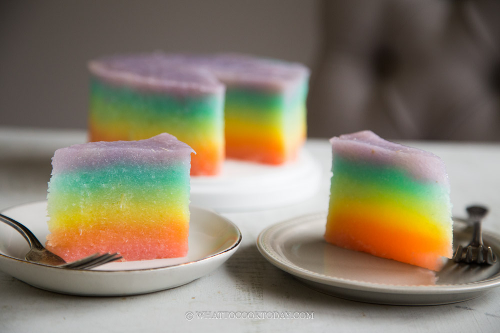 Steamed Rainbow Tapioca/Cassava Kuih (Kueh Ubi Kayu)