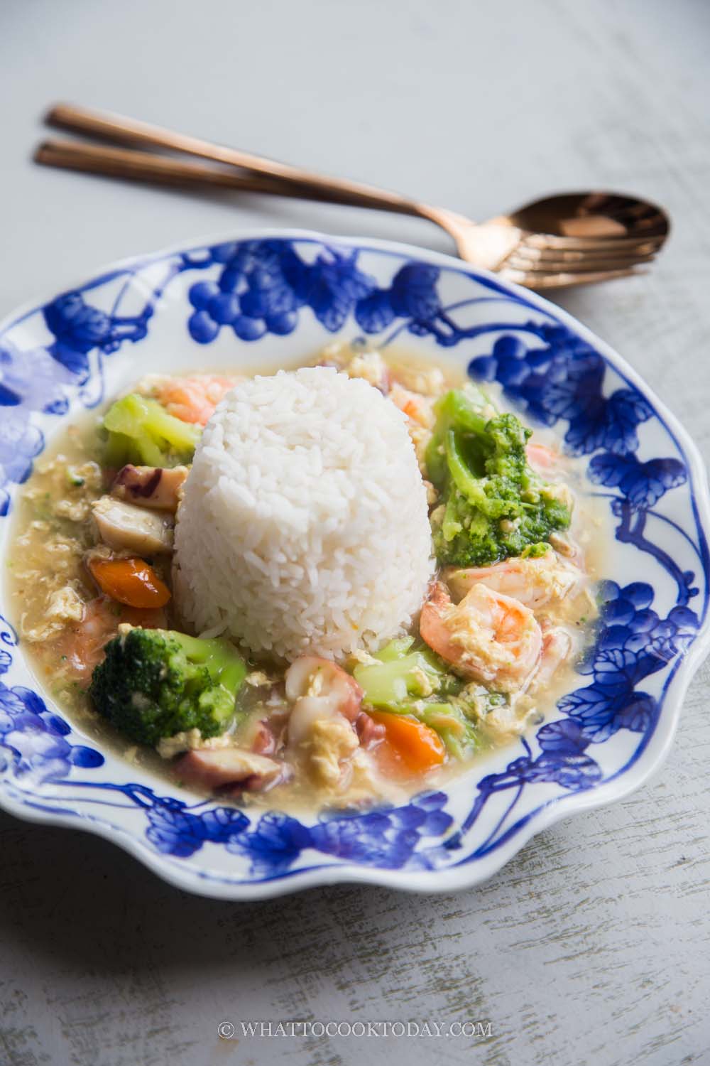 Easy Seafood Mui Fan (Seafood Egg Gravy with Rice )