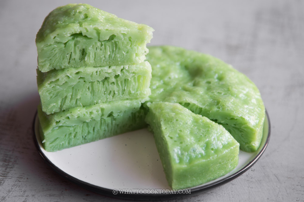 Bai Tang Gao - Pak Thong Koh (Chinese White Honeycomb Cake)