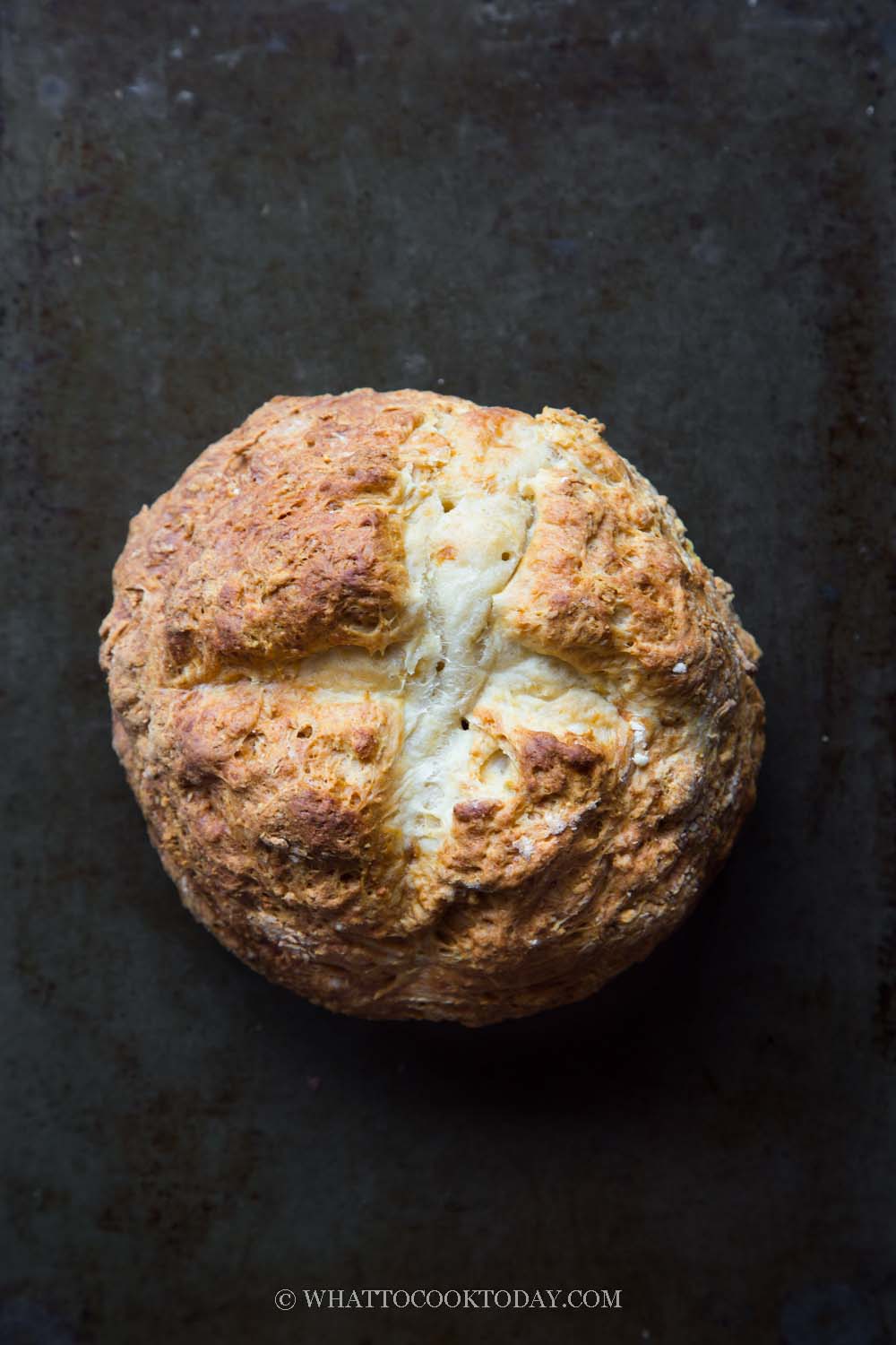 Easy Greek Yogurt Honey Soda Bread