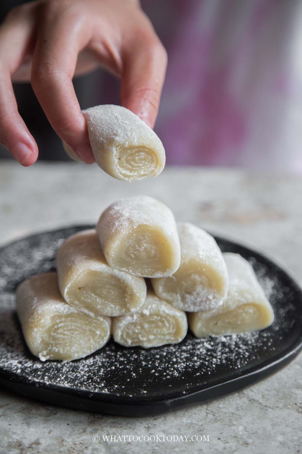 Hong Kong Banana Mochi Rolls (Made with Real Bananas)