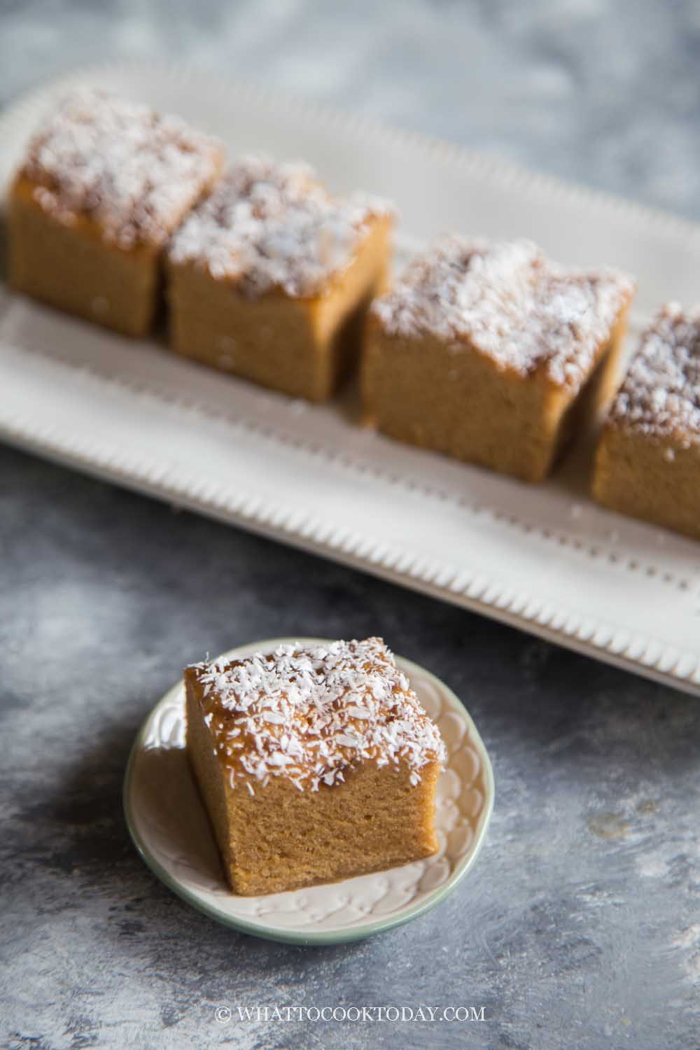 Apam Gula Merah/Apam Kampung (Palm Sugar Steamed Sponge Cake)