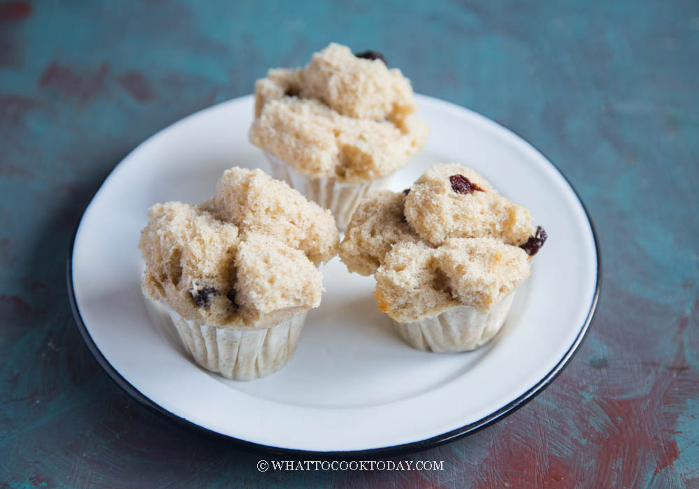 Sourdough Discard Cinnamon Raisin Huat Kueh (Steamed Cup Cakes)