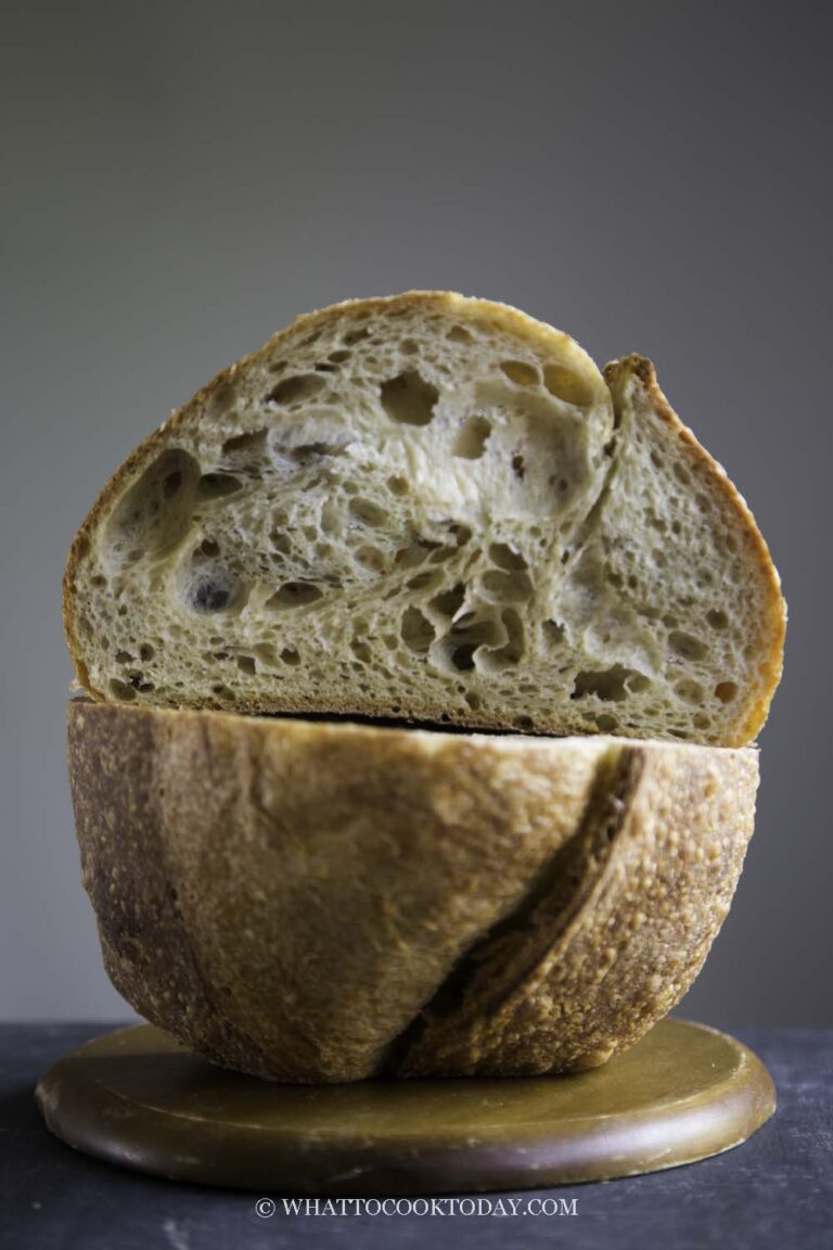 NoKnead Pain de Campagne / Country Sourdough Bread with Egg