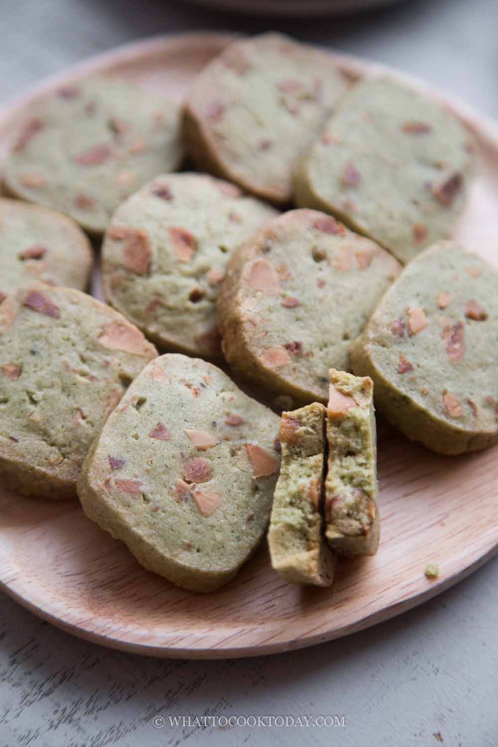 Matcha Macadamia Coconut Cookies