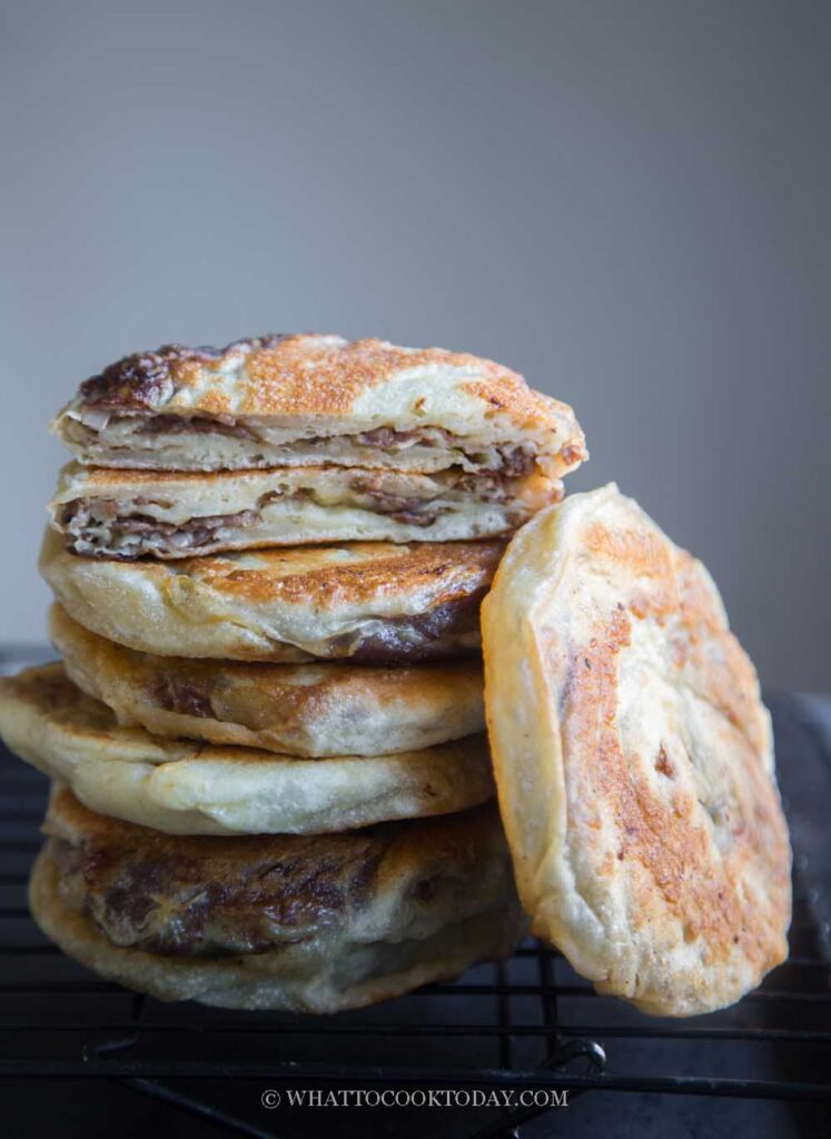Guo Kui (Chinese Meat-Stuffed Flat Bread)