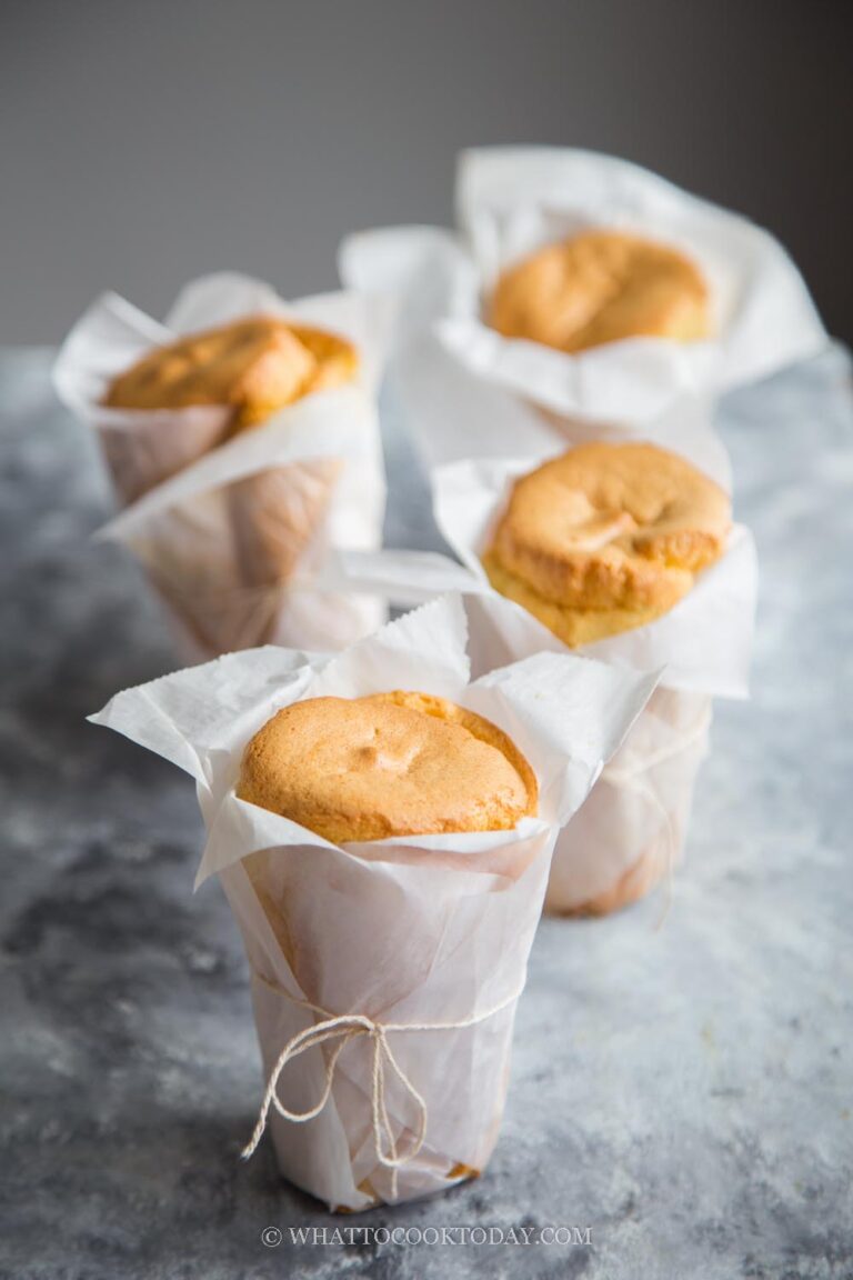 Paperwrapped Sponge Cake (紙包蛋糕)