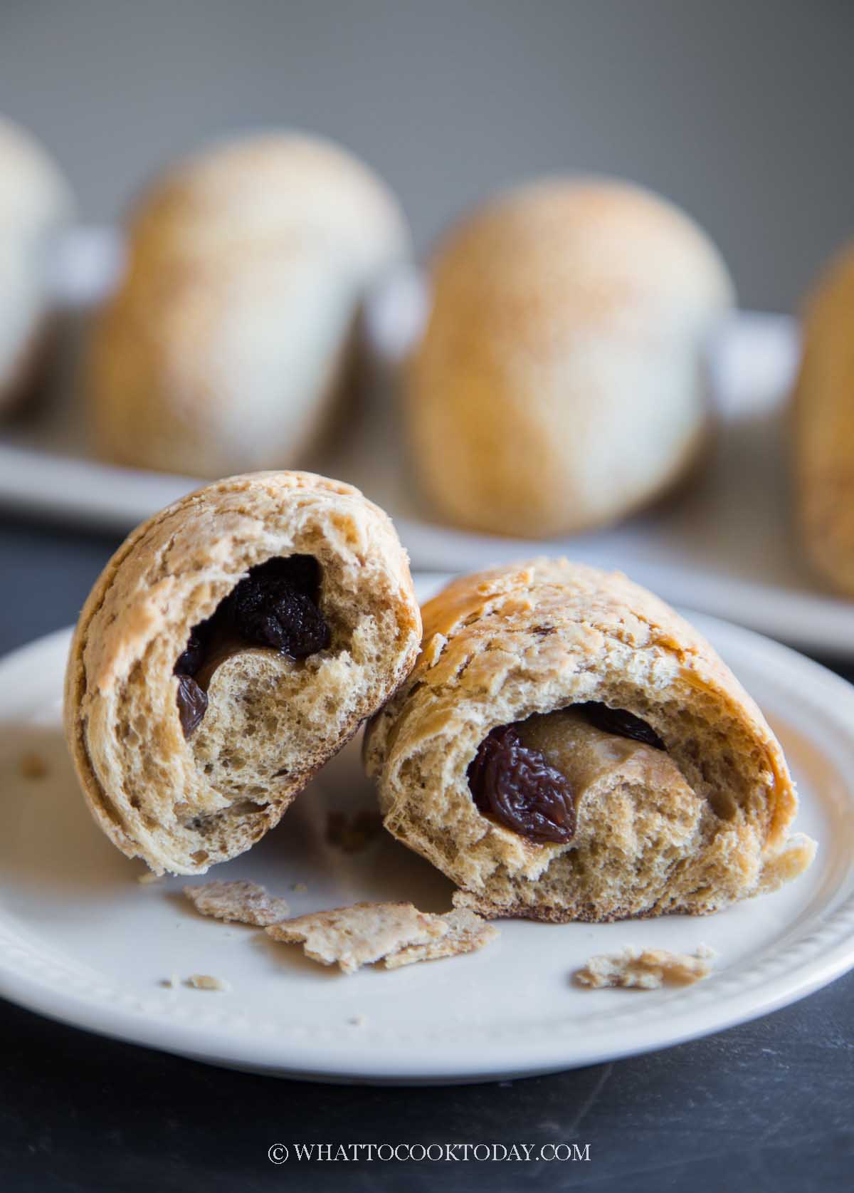 Korean Mocha Raisin Bread