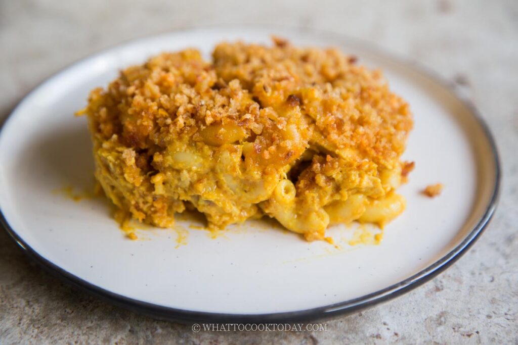 Creamy Rendang Mac and Cheese with Crispy Panko Topping